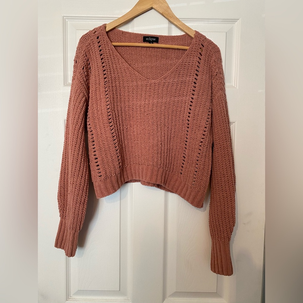 Eclipse Women's salmon Pink cropped Sweater